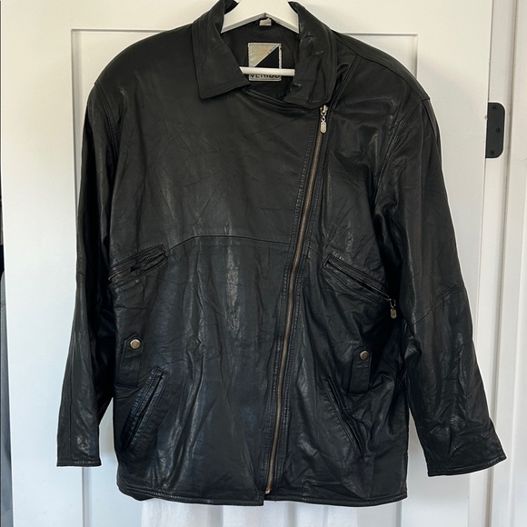 Jackets & Blazers - Vintage Black Leather Jacket